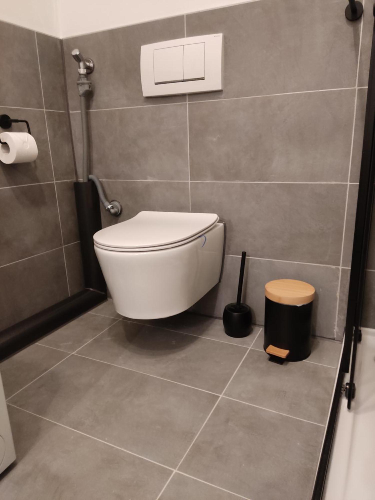 Ferienwohnung Enzian - Naehe Kapellplatz - Oeffentlicher Parkplatz - Aufzug Altotting Ngoại thất bức ảnh